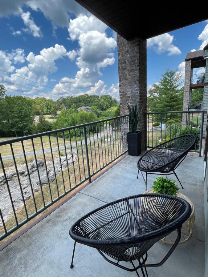 Couples Condo Retreat Overlooking Golf Course Branson West Eksteriør bilde