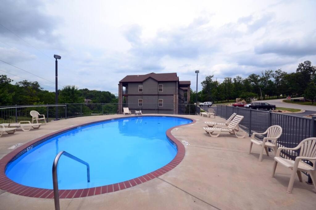Couples Condo Retreat Overlooking Golf Course Branson West Eksteriør bilde
